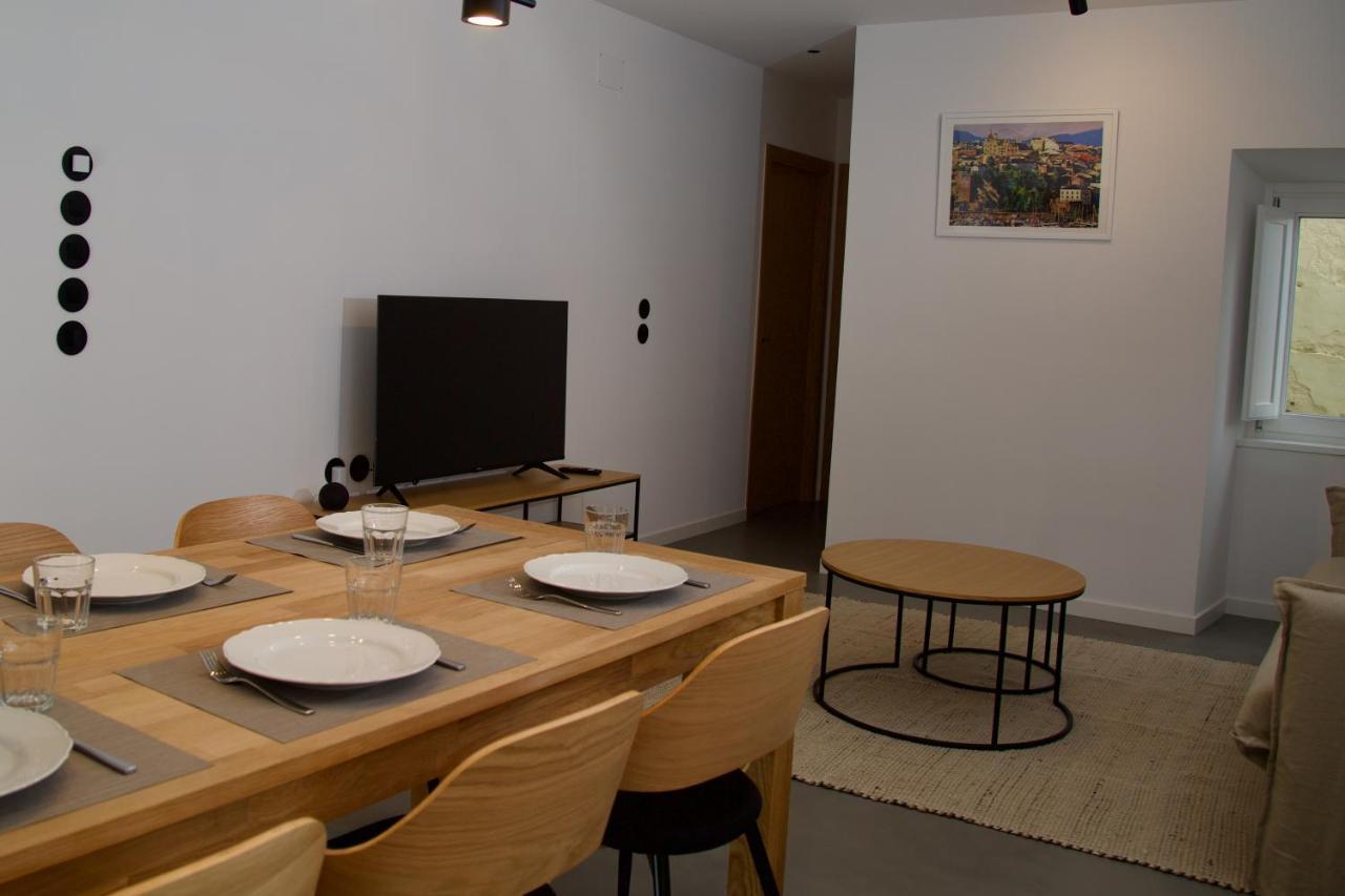 Suite 101 - 2 Bedroom Suite At Amando Perez Suites Ribadeo Extérieur photo