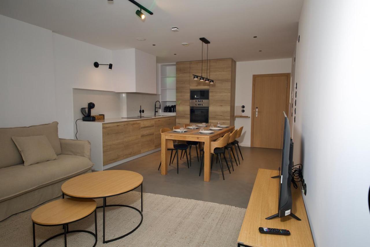 Suite 101 - 2 Bedroom Suite At Amando Perez Suites Ribadeo Extérieur photo